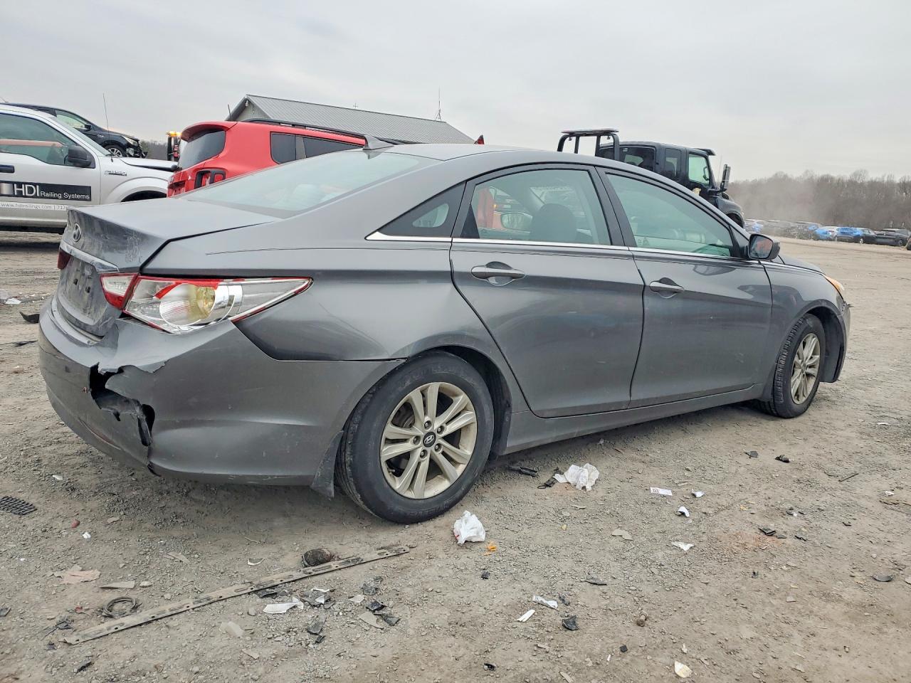 2013 HYUNDAI SONATA GLS photo 3