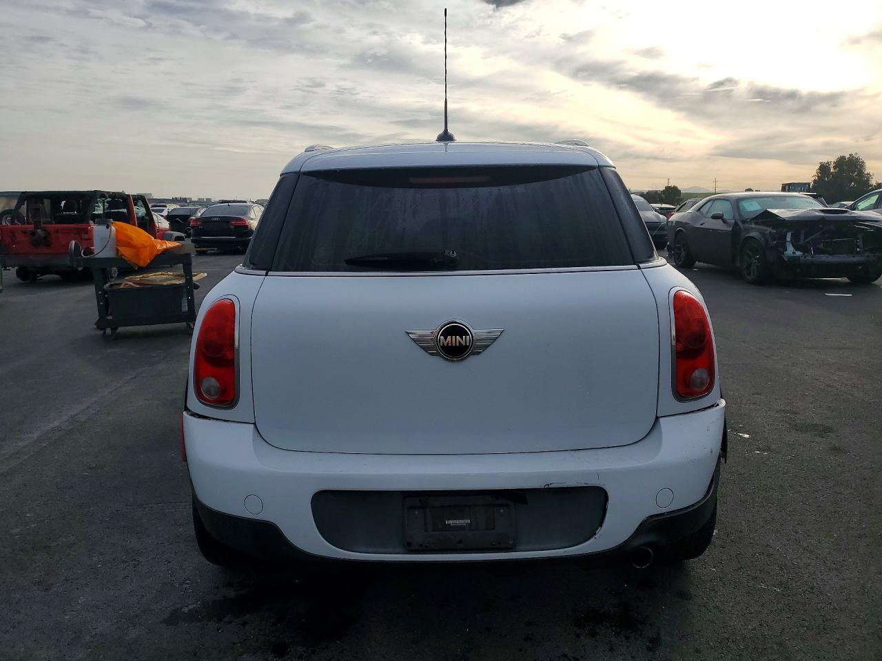2014 MINI COOPER COUNTRYMAN photo 6