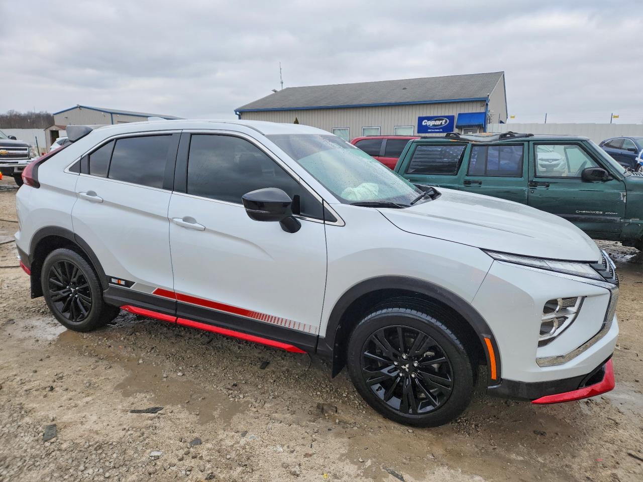 2023 MITSUBISHI ECLIPSE CROSS LE photo 4
