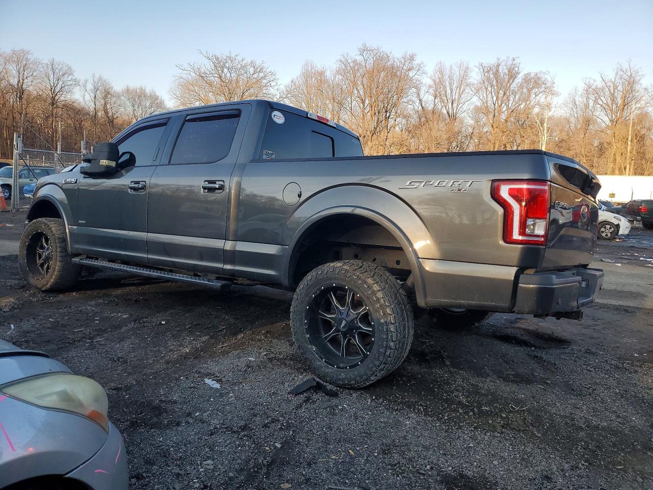 2017 FORD F150 SUPERCREW photo 3