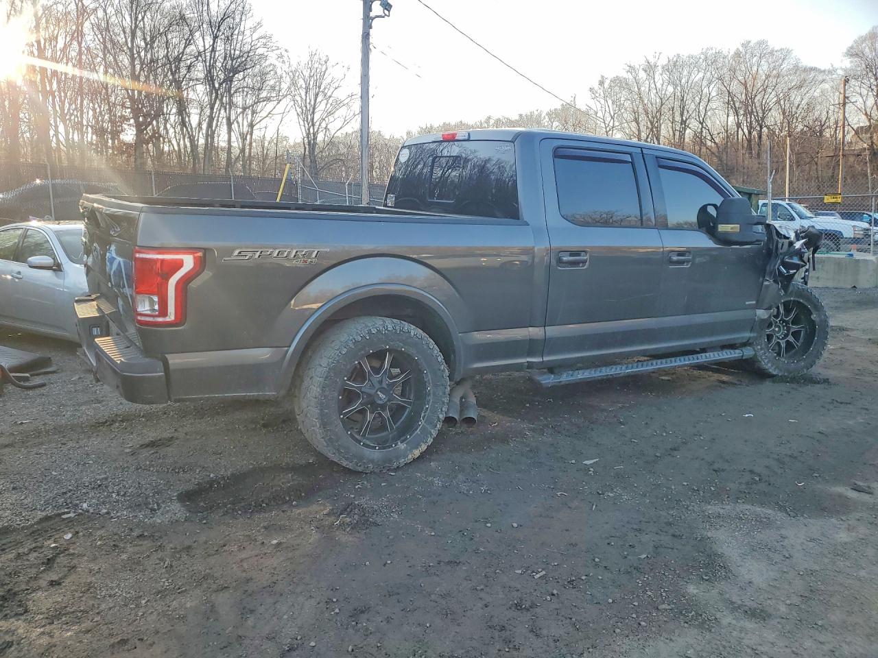 2017 FORD F150 SUPERCREW photo 5