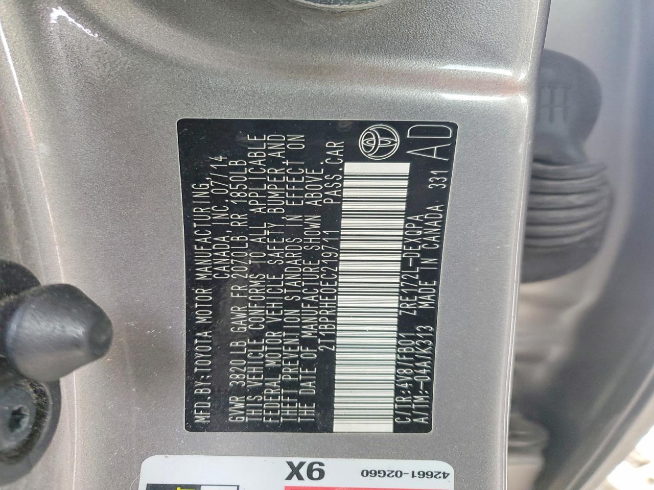 2014 TOYOTA COROLLA photo 23