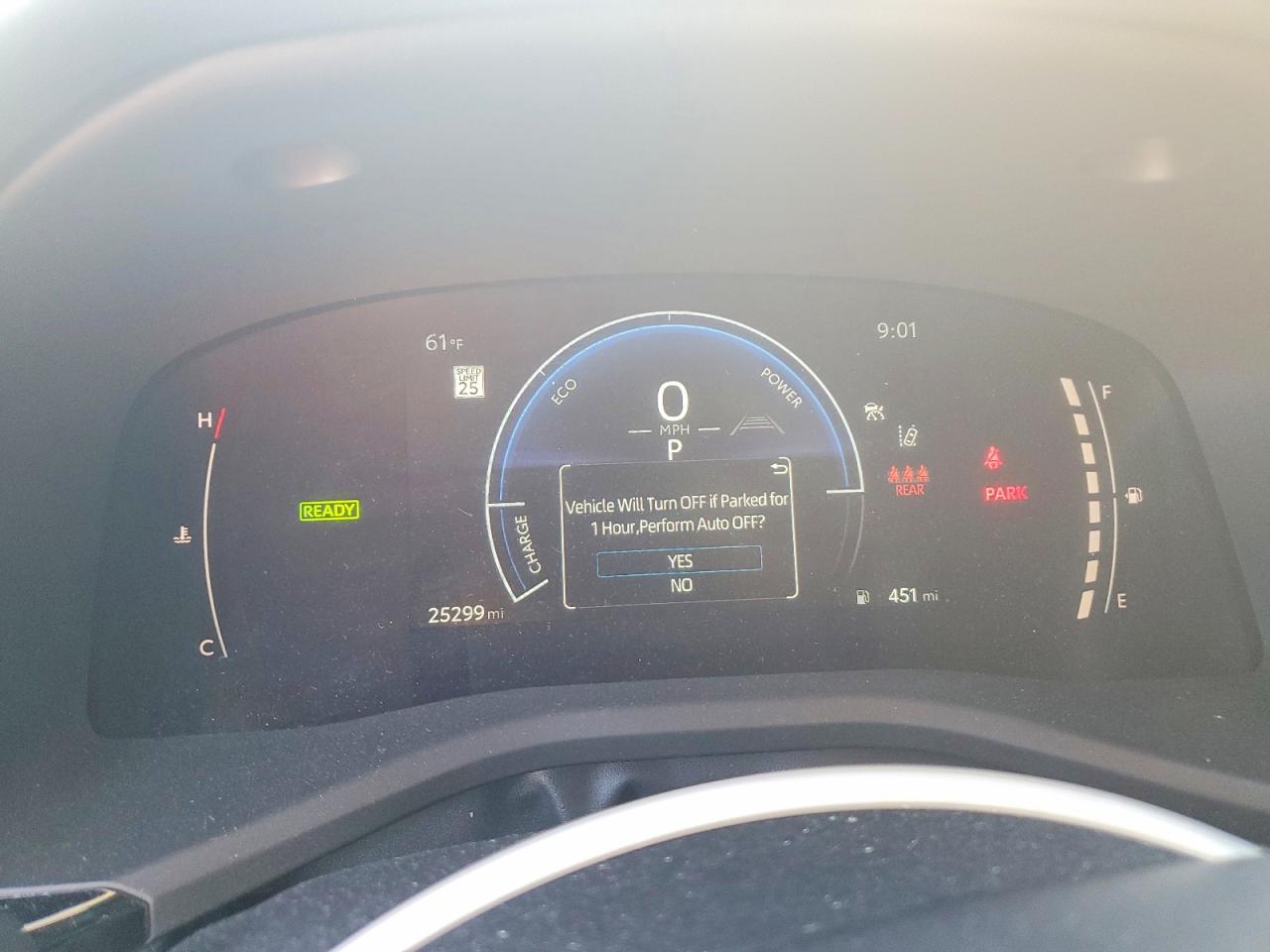 2025 TOYOTA CAMRY SE photo 9