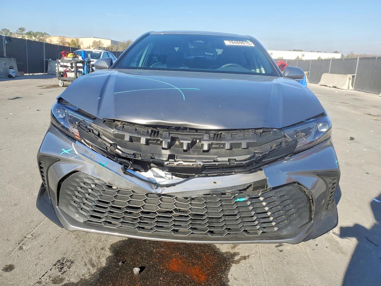 2025 TOYOTA CAMRY SE photo 5