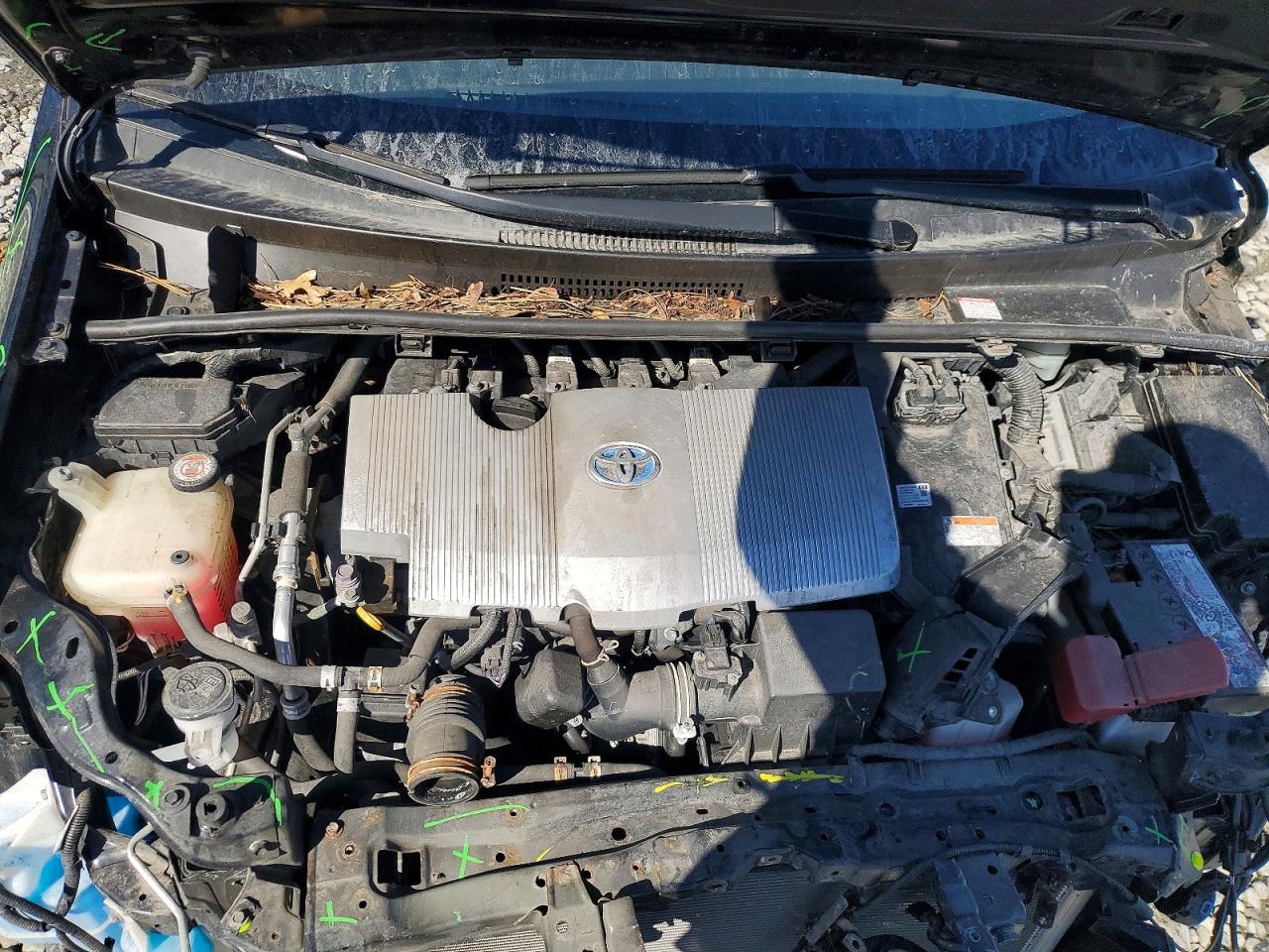 2019 TOYOTA PRIUS LE photo 11