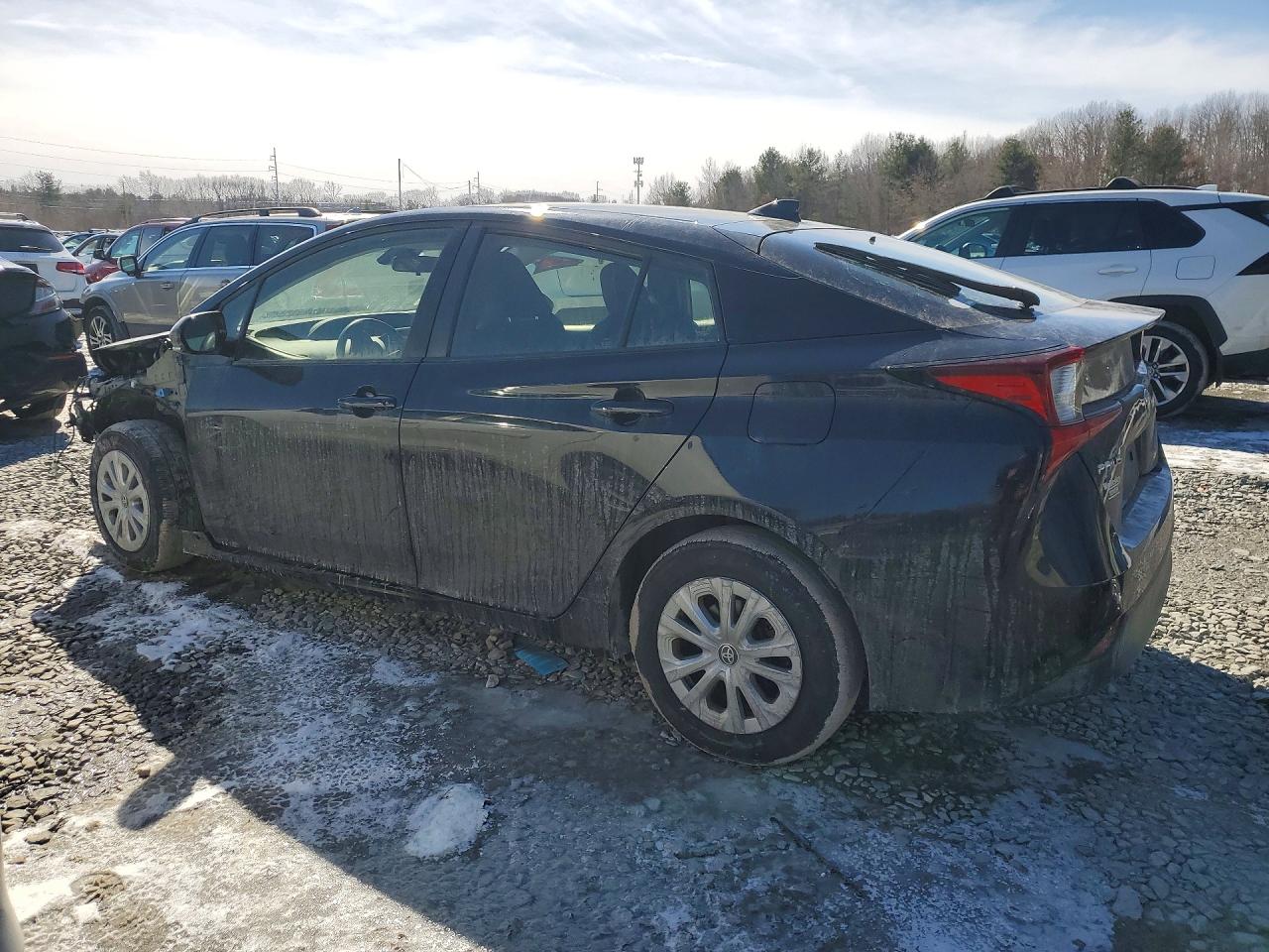 2019 TOYOTA PRIUS LE photo 2