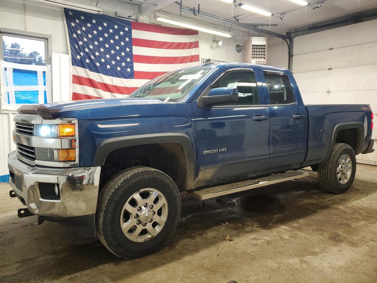 2015 CHEVROLET SILVERADO