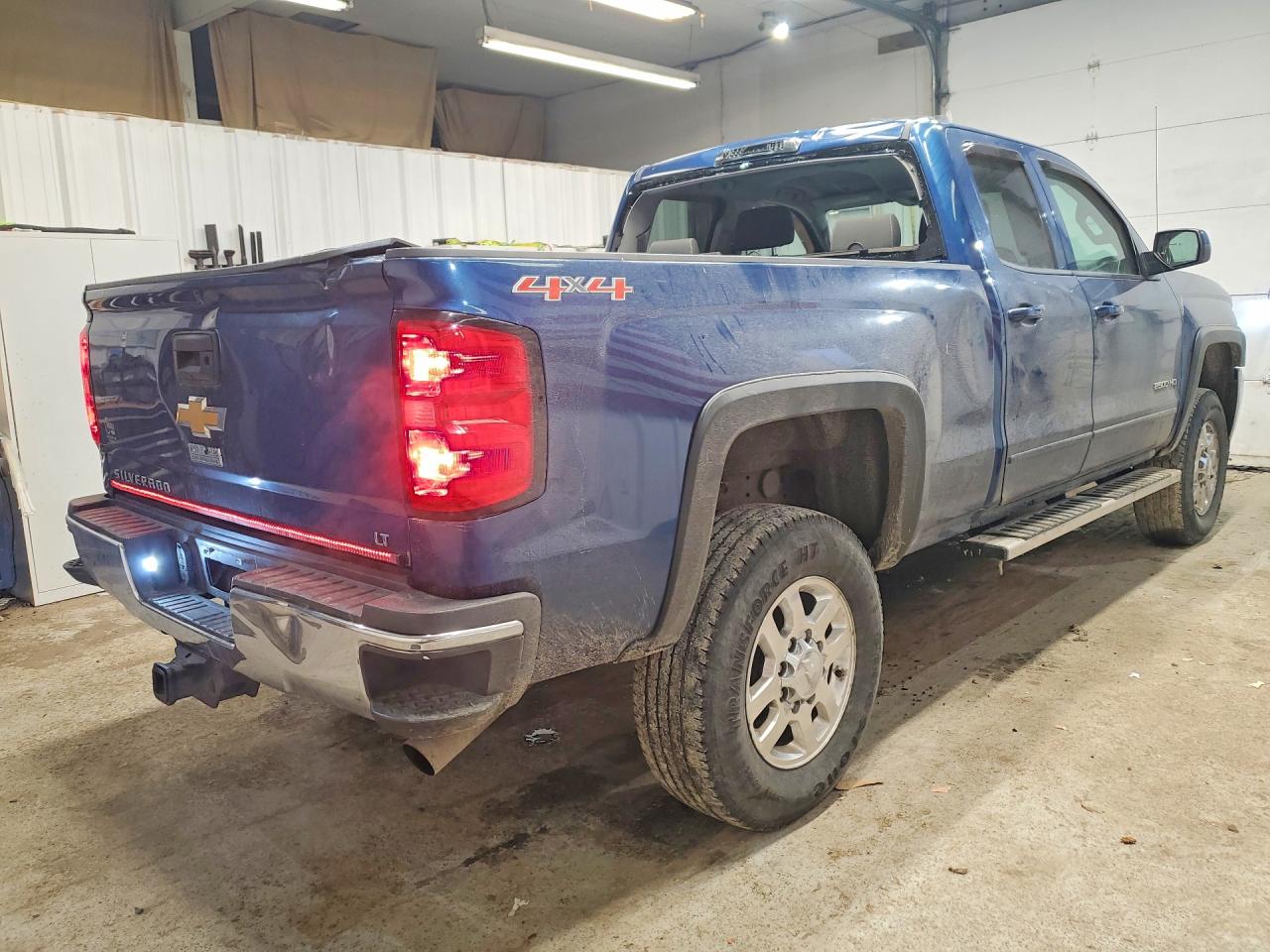 2015 CHEVROLET SILVERADO K2500 HEAVY DUTY LT photo 3