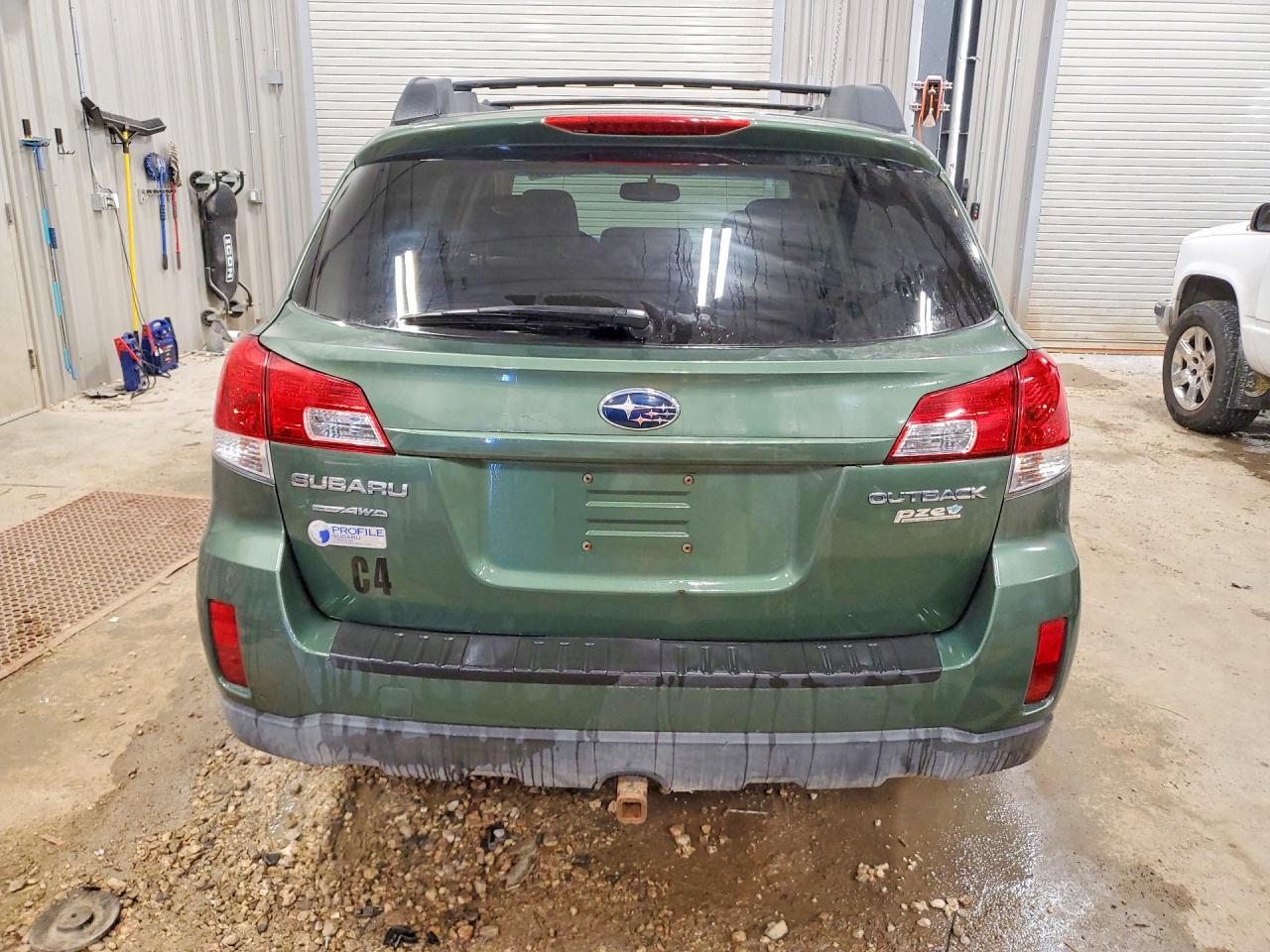 2010 SUBARU OUTBACK 2.5I PREMIUM photo 6