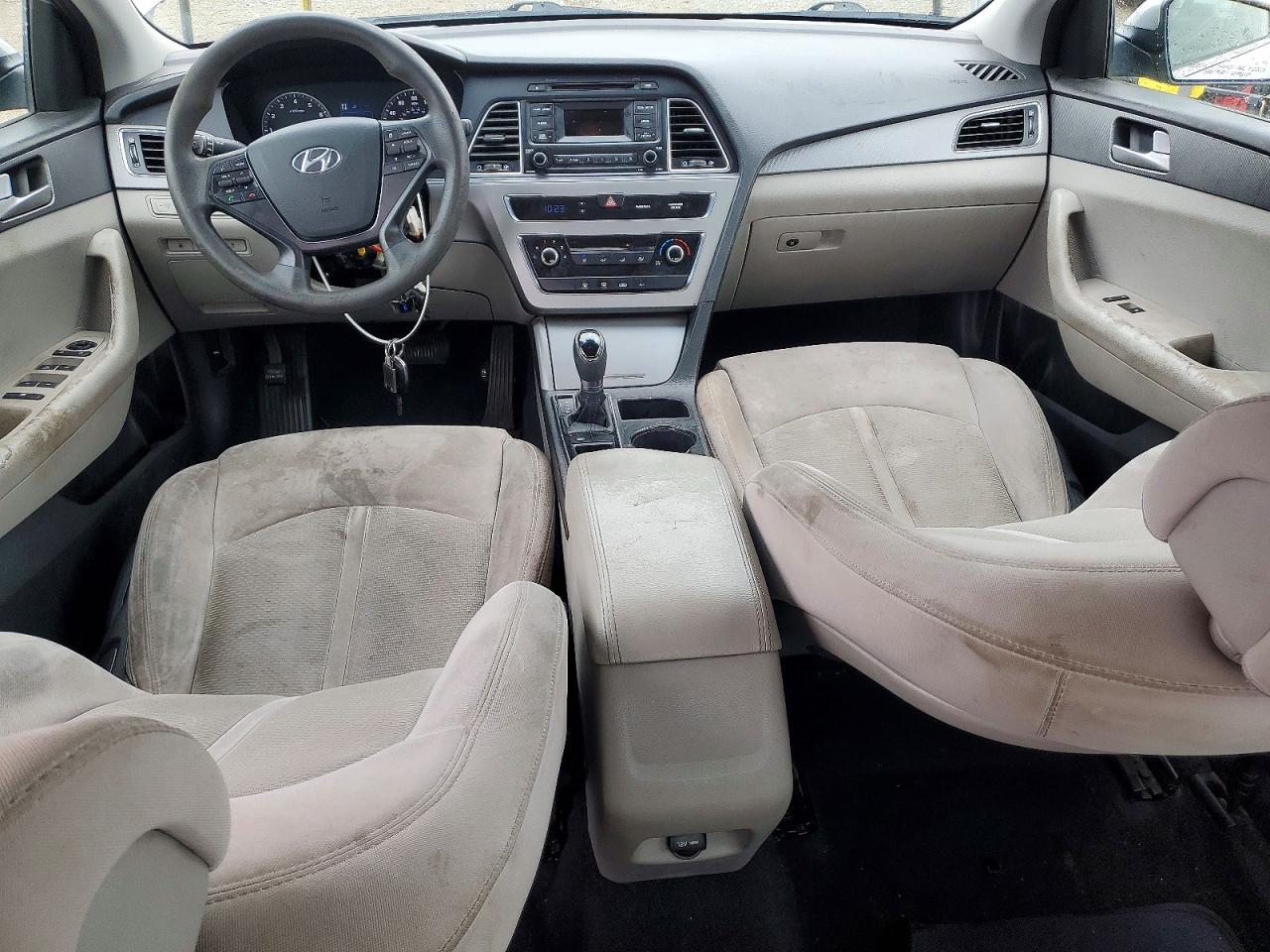 2015 HYUNDAI SONATA SE photo 22