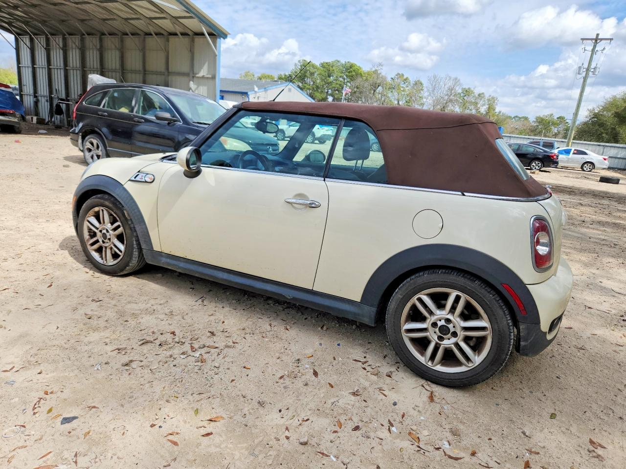 2012 MINI COOPER S photo 2