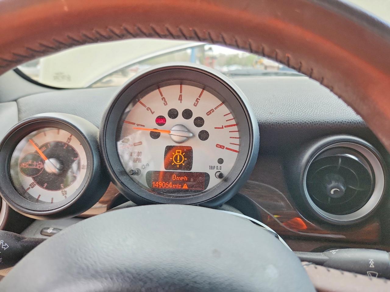 2012 MINI COOPER S photo 9