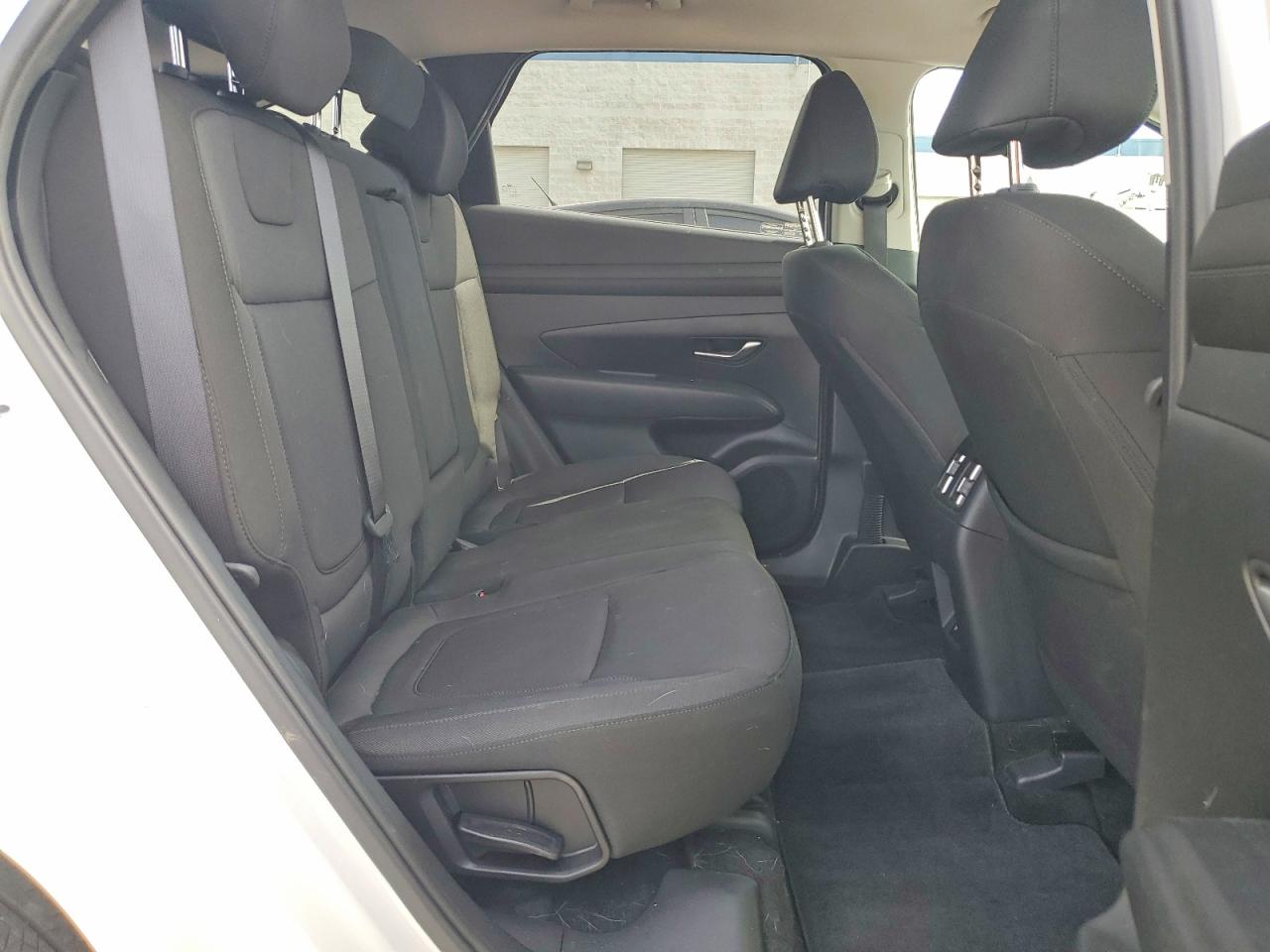 2025 HYUNDAI TUCSON SEL photo 19