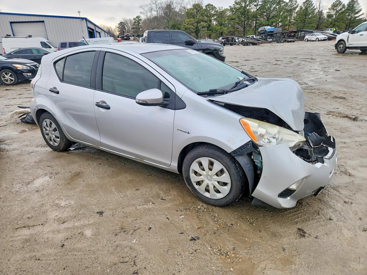 2013 TOYOTA PRIUS C photo 7