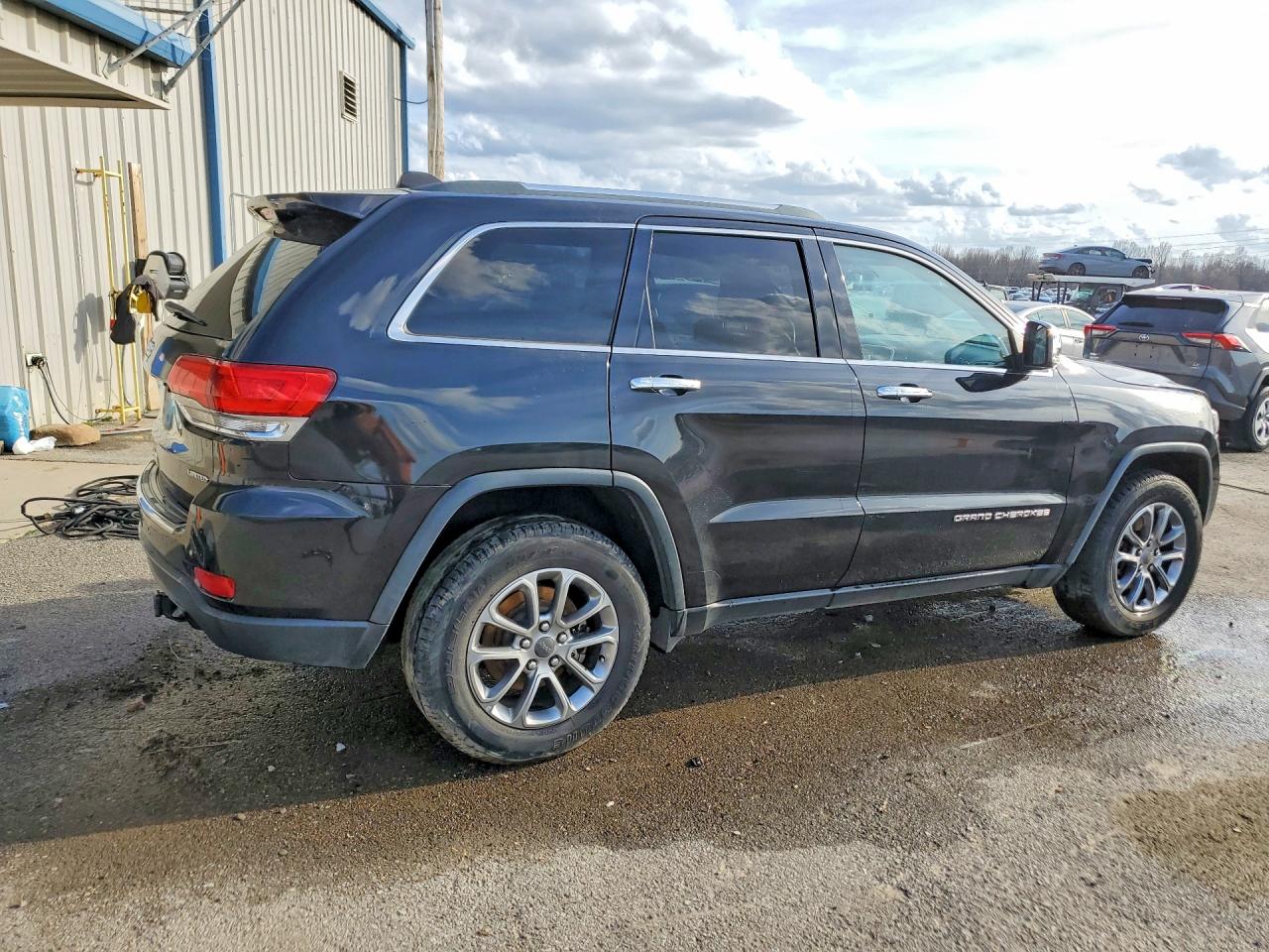 2015 JEEP GRAND CHEROKEE LIMITED photo 3