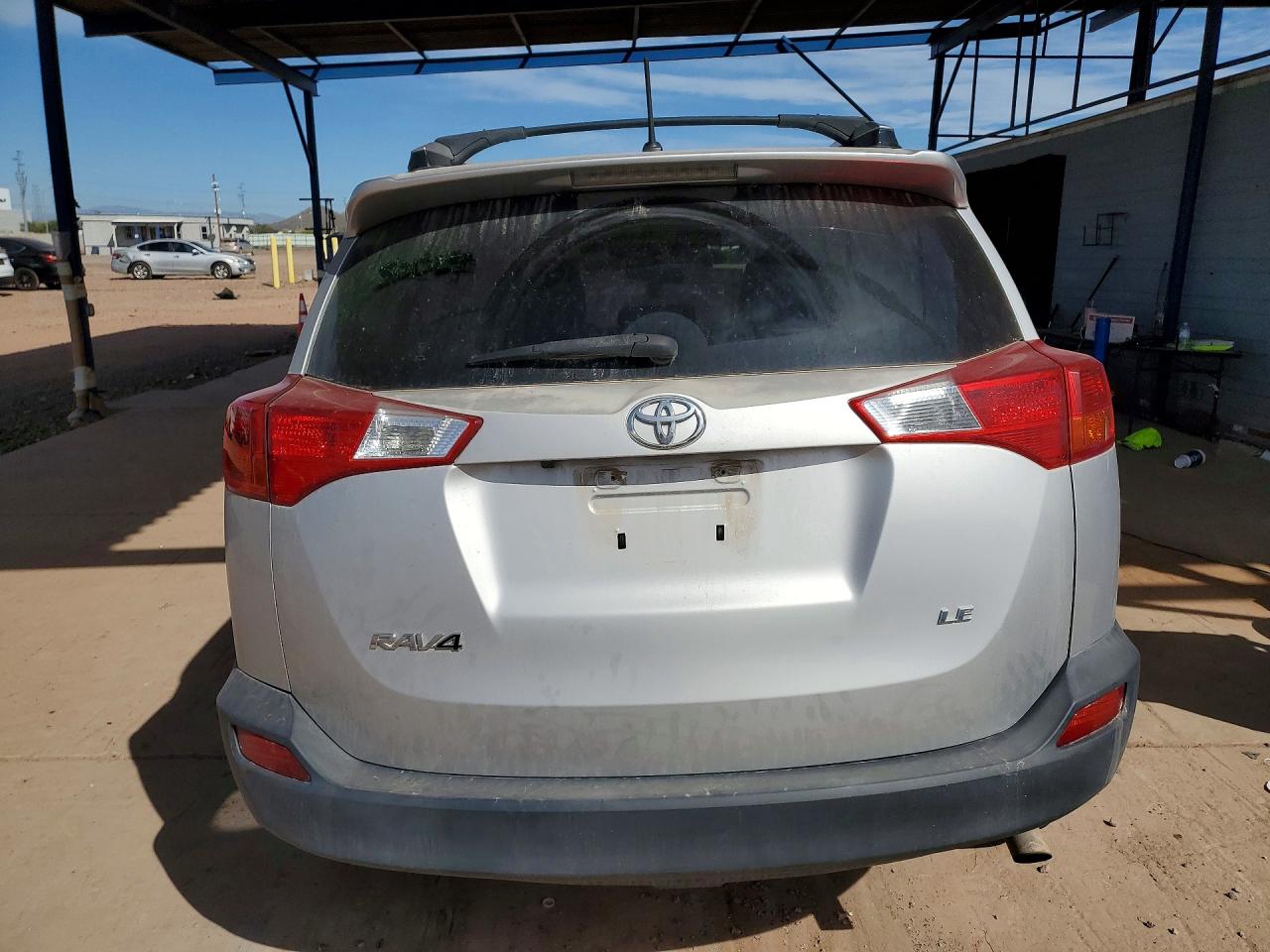 2015 TOYOTA RAV4 LE photo 11