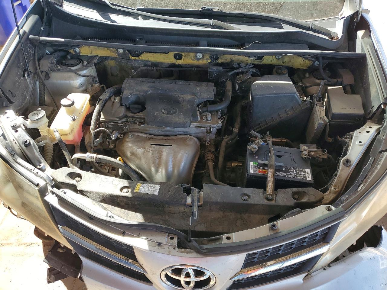 2015 TOYOTA RAV4 LE photo 23