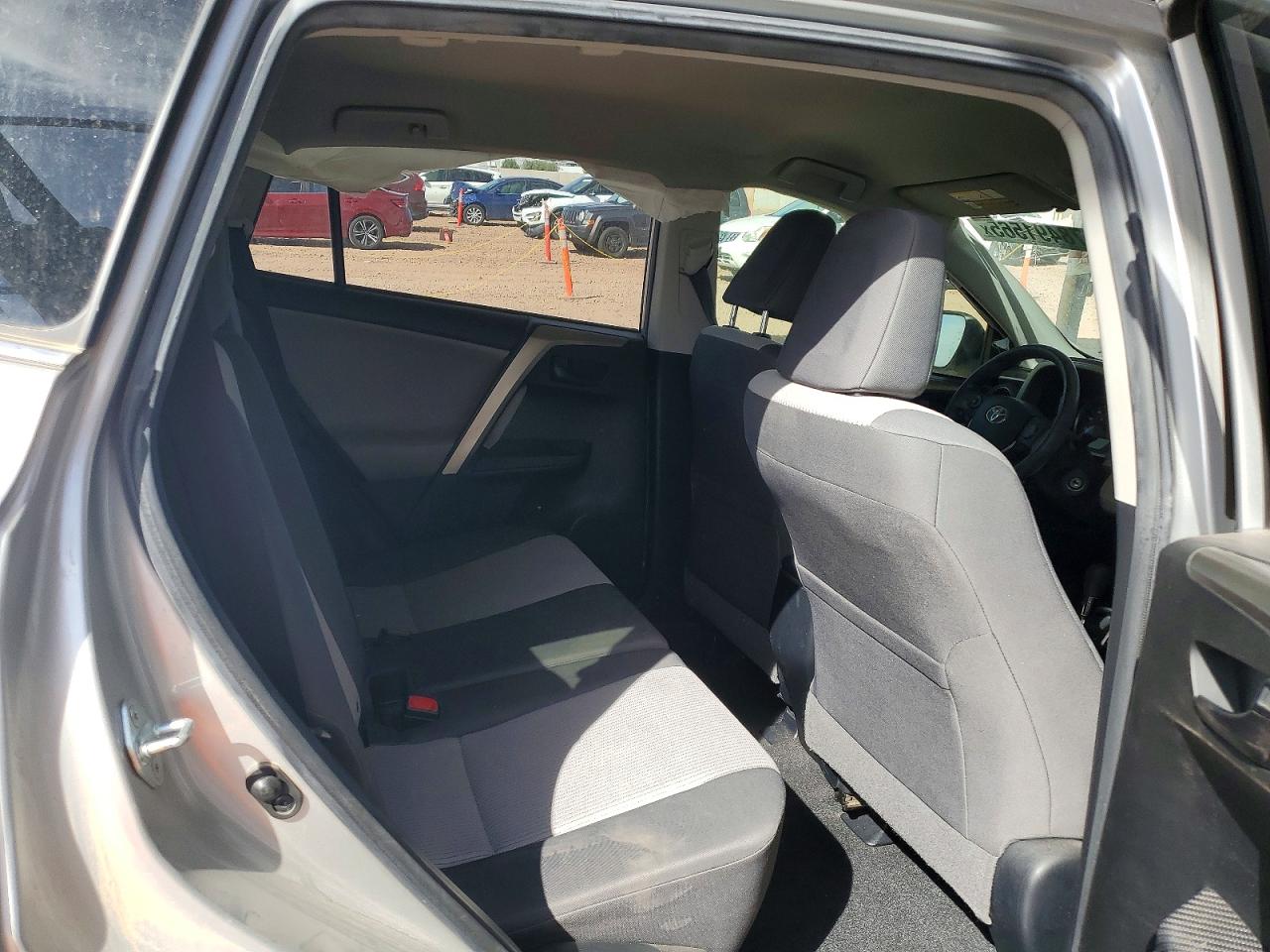 2015 TOYOTA RAV4 LE photo 21