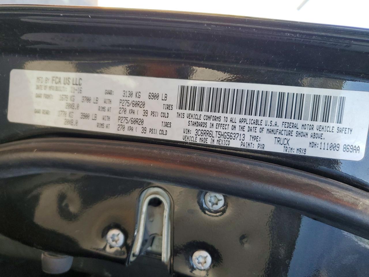 2017 RAM 1500 SLT photo 34