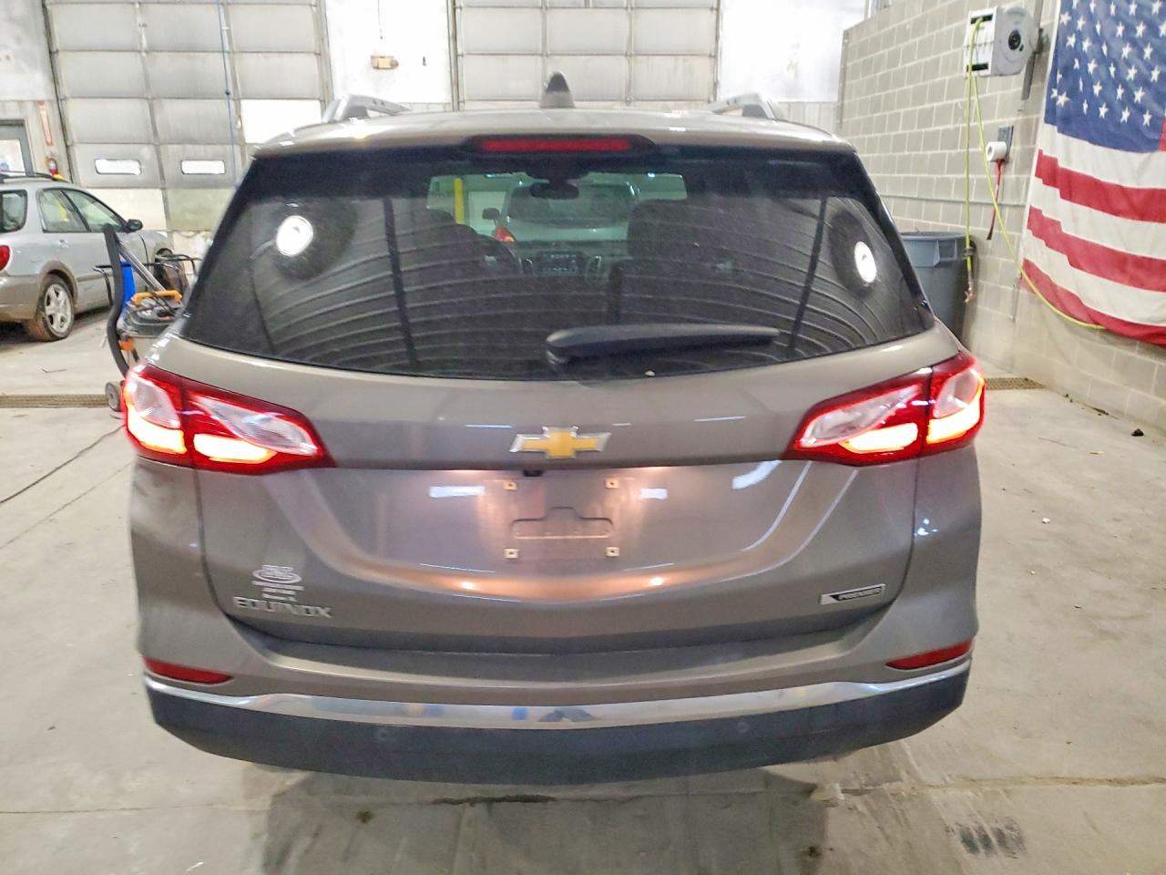2018 CHEVROLET EQUINOX PREMIER photo 6