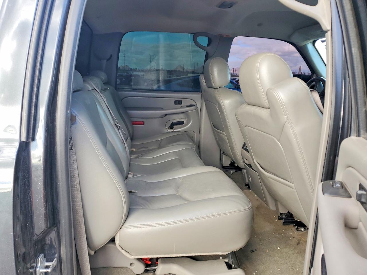 2005 CHEVROLET SILVERADO K1500 photo 19