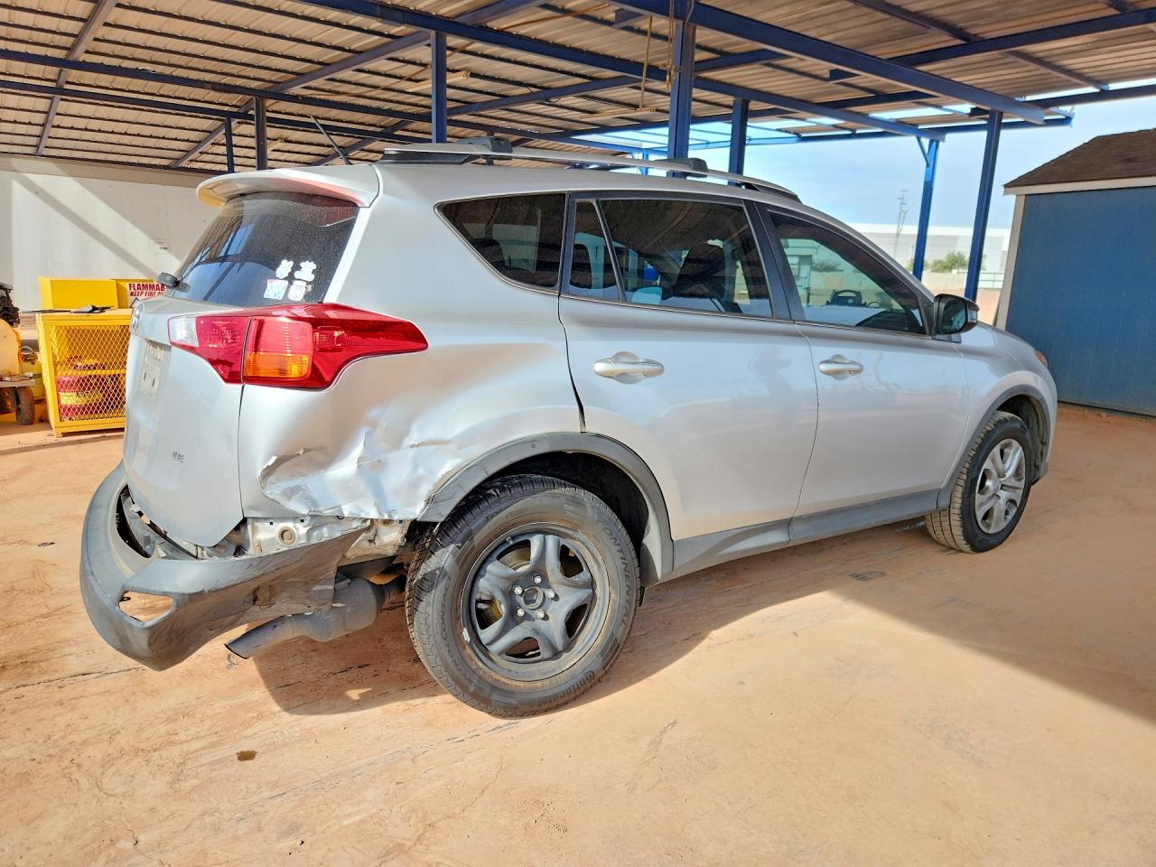 2015 TOYOTA RAV4 LE photo 3