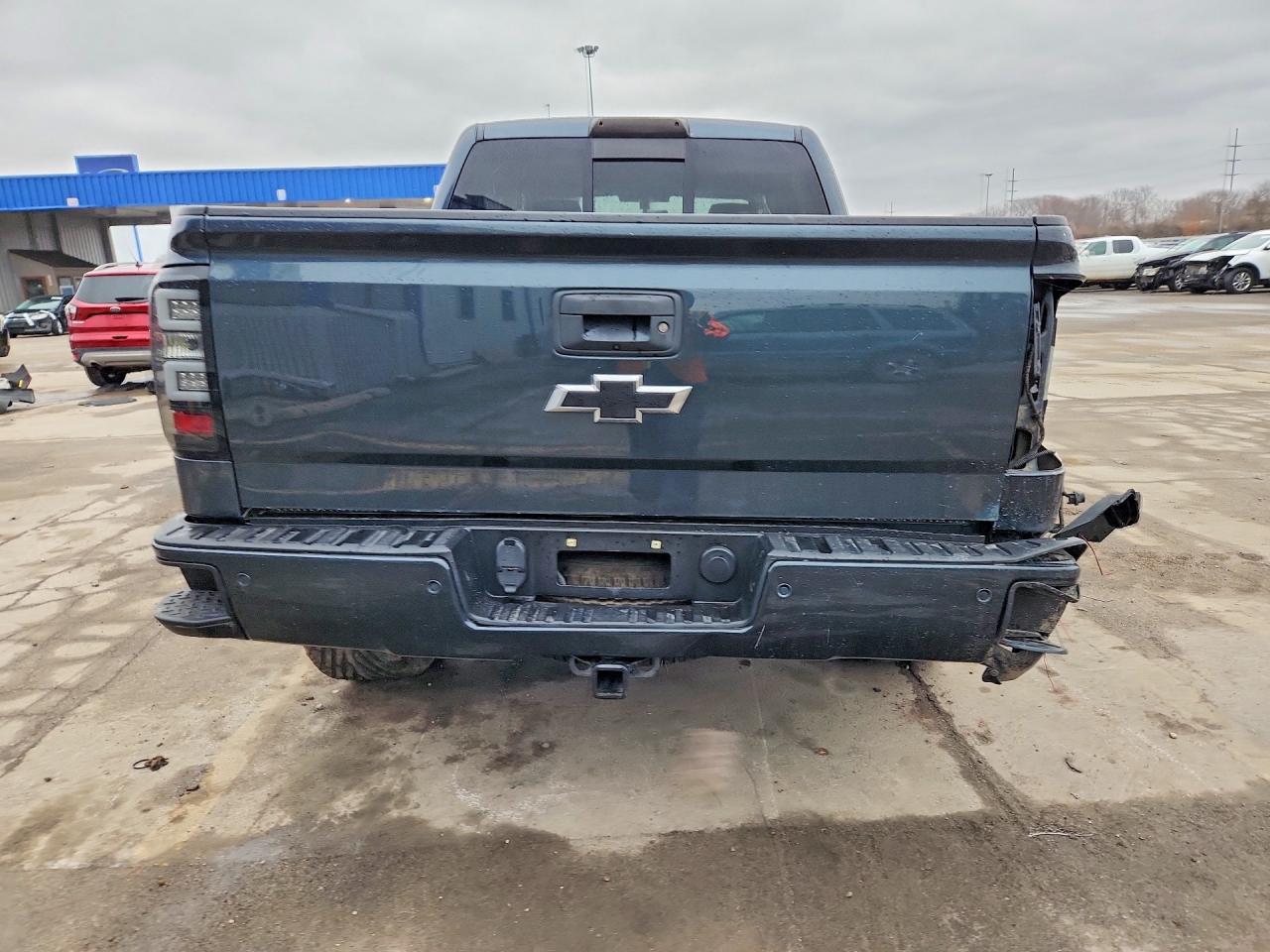 2017 CHEVROLET SILVERADO K1500 LT photo 6