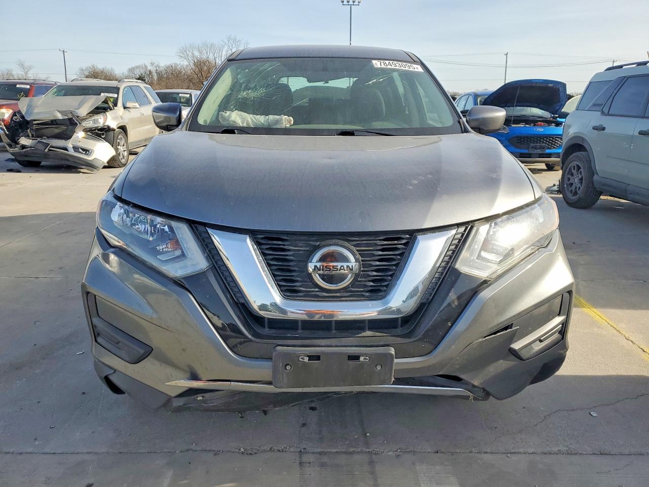 2018 NISSAN ROGUE S photo 9