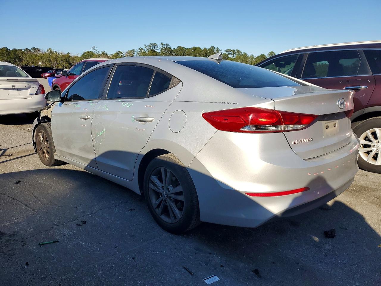 2018 HYUNDAI ELANTRA SEL photo 2