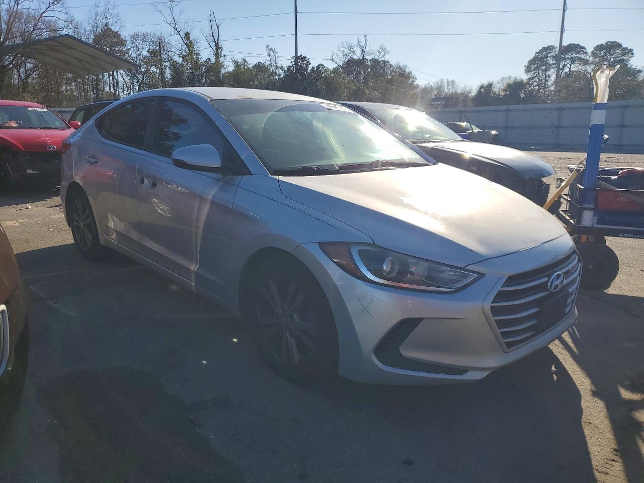 2018 HYUNDAI ELANTRA SEL photo 4