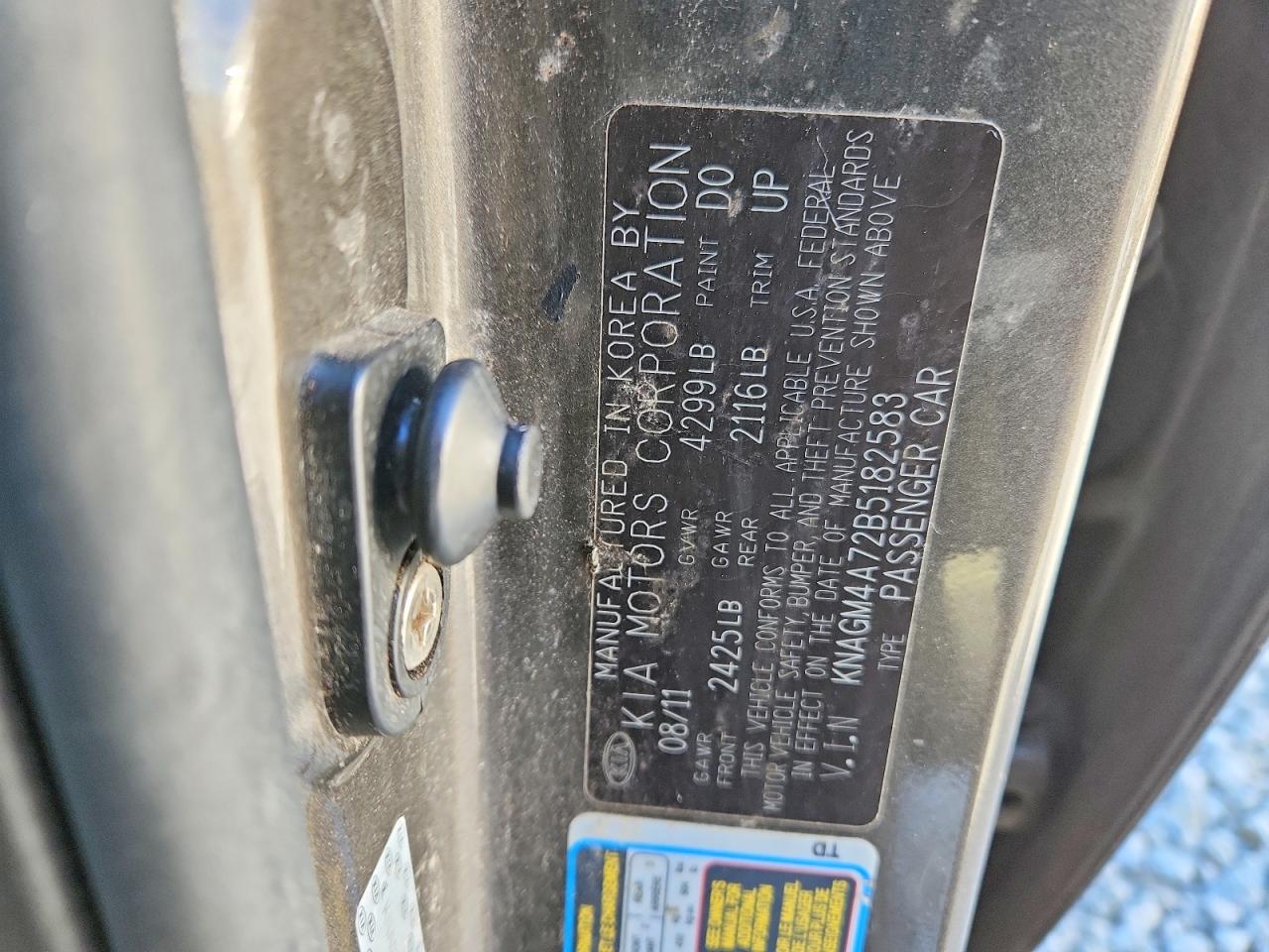 2011 KIA OPTIMA LX photo 23