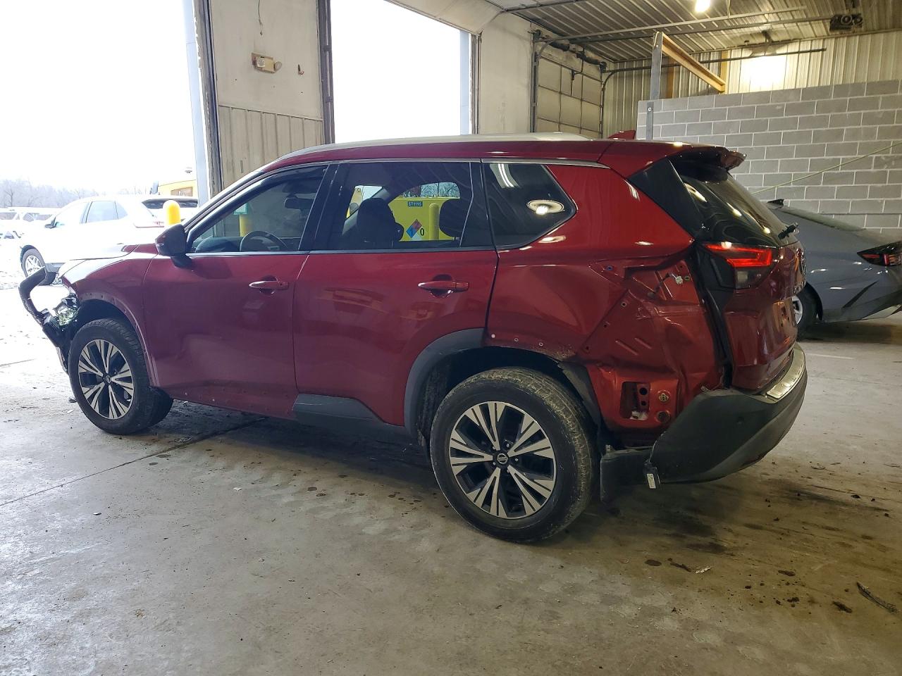 2021 NISSAN ROGUE SV photo 2