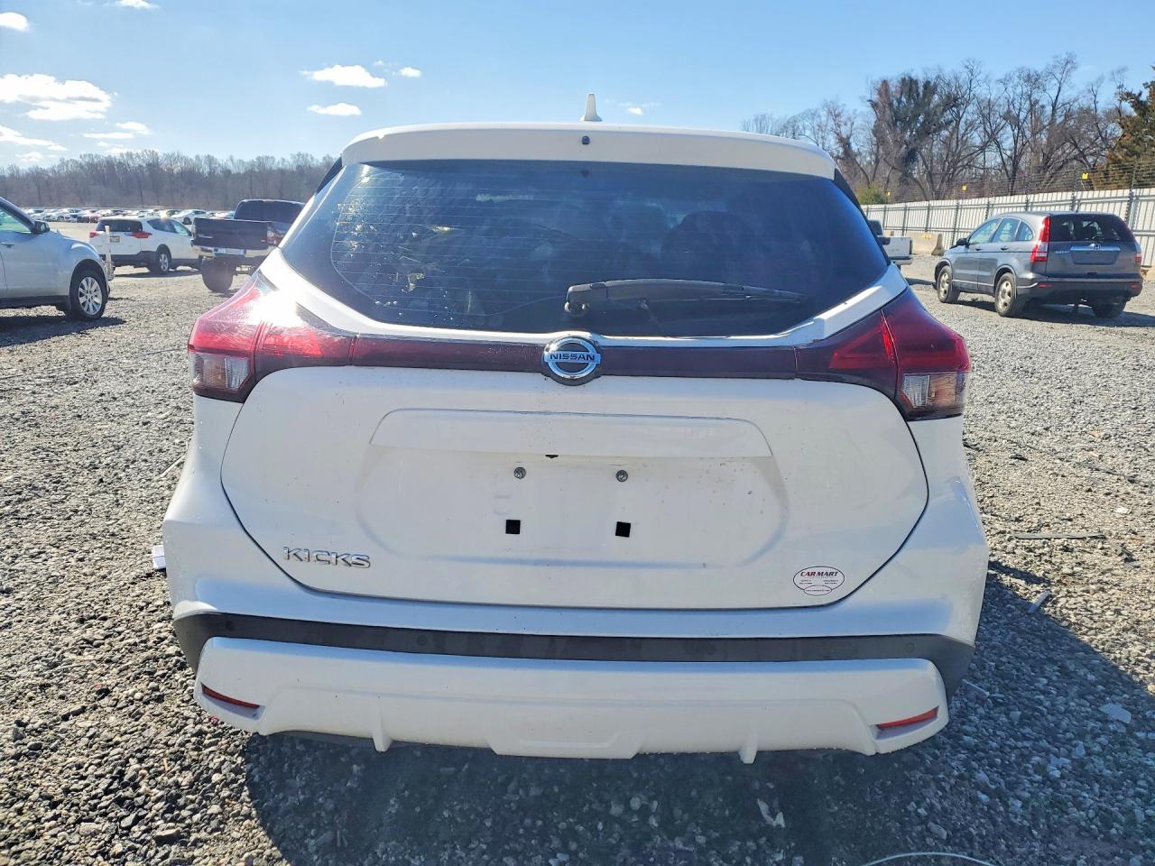 2021 NISSAN KICKS S photo 11