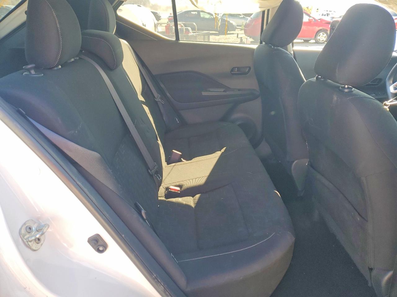 2021 NISSAN KICKS S photo 19
