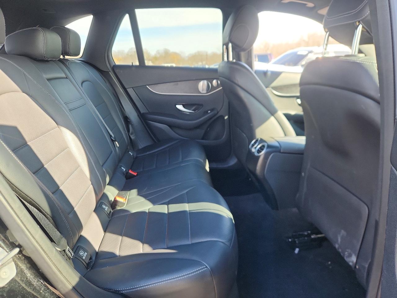 2020 MERCEDES-BENZ GLC 300 4MATIC photo 11