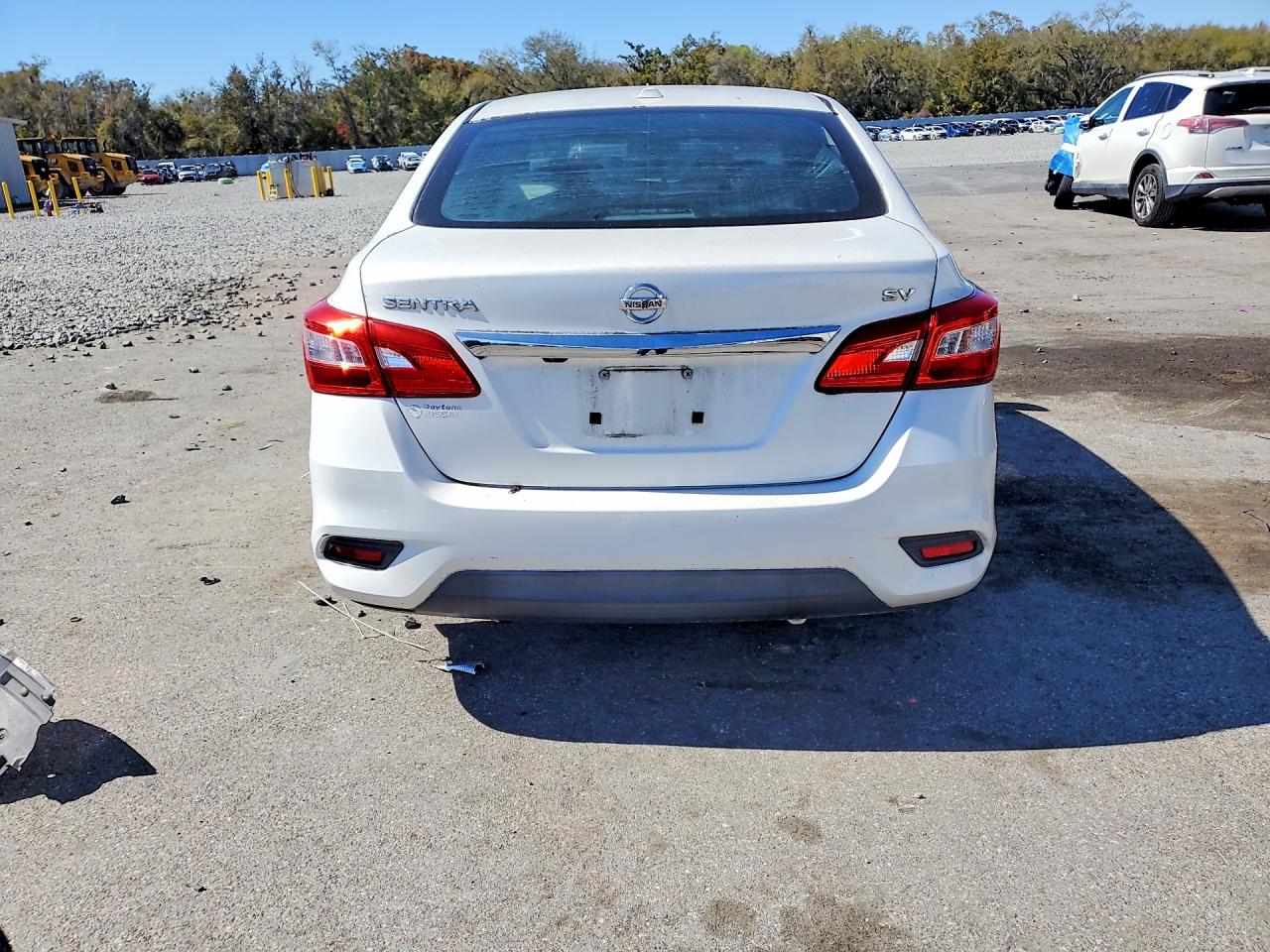 2016 NISSAN SENTRA SV photo 11
