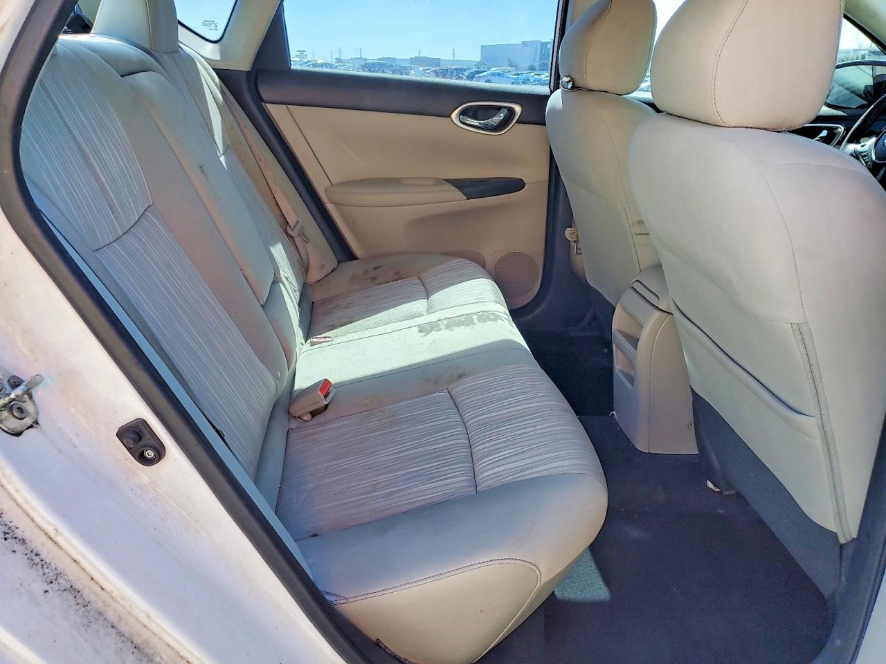 2016 NISSAN SENTRA SV photo 19