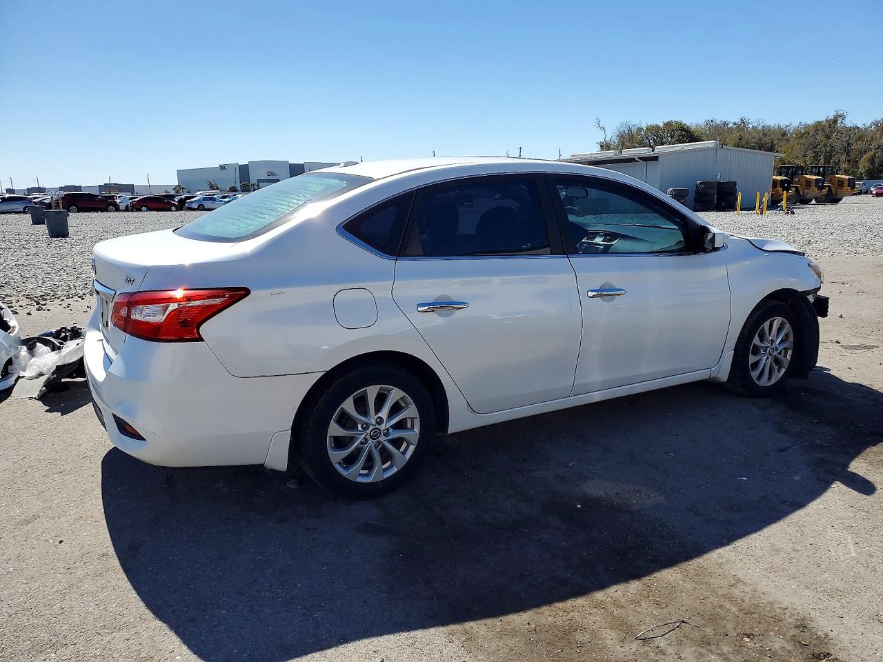 2016 NISSAN SENTRA SV photo 5
