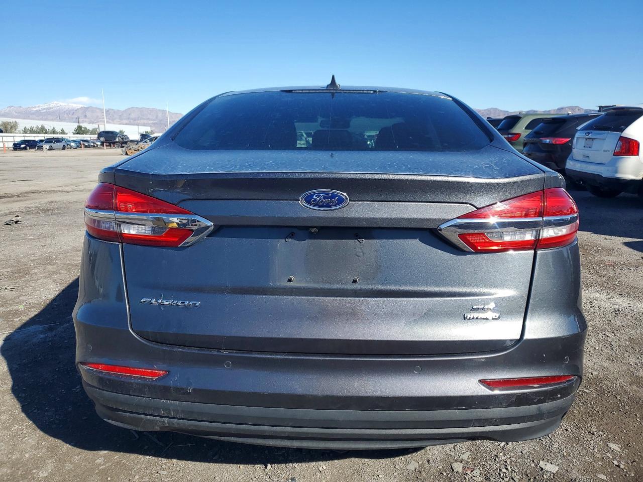 2020 FORD FUSION SE photo 11