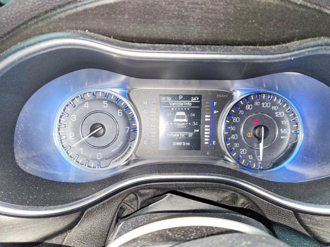 2015 CHRYSLER 200 LIMITED photo 17