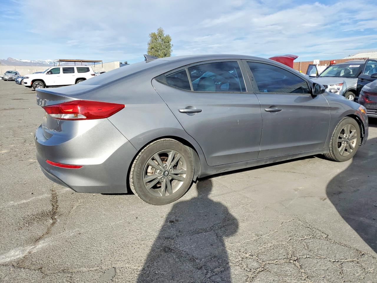 2018 HYUNDAI ELANTRA SEL photo 3
