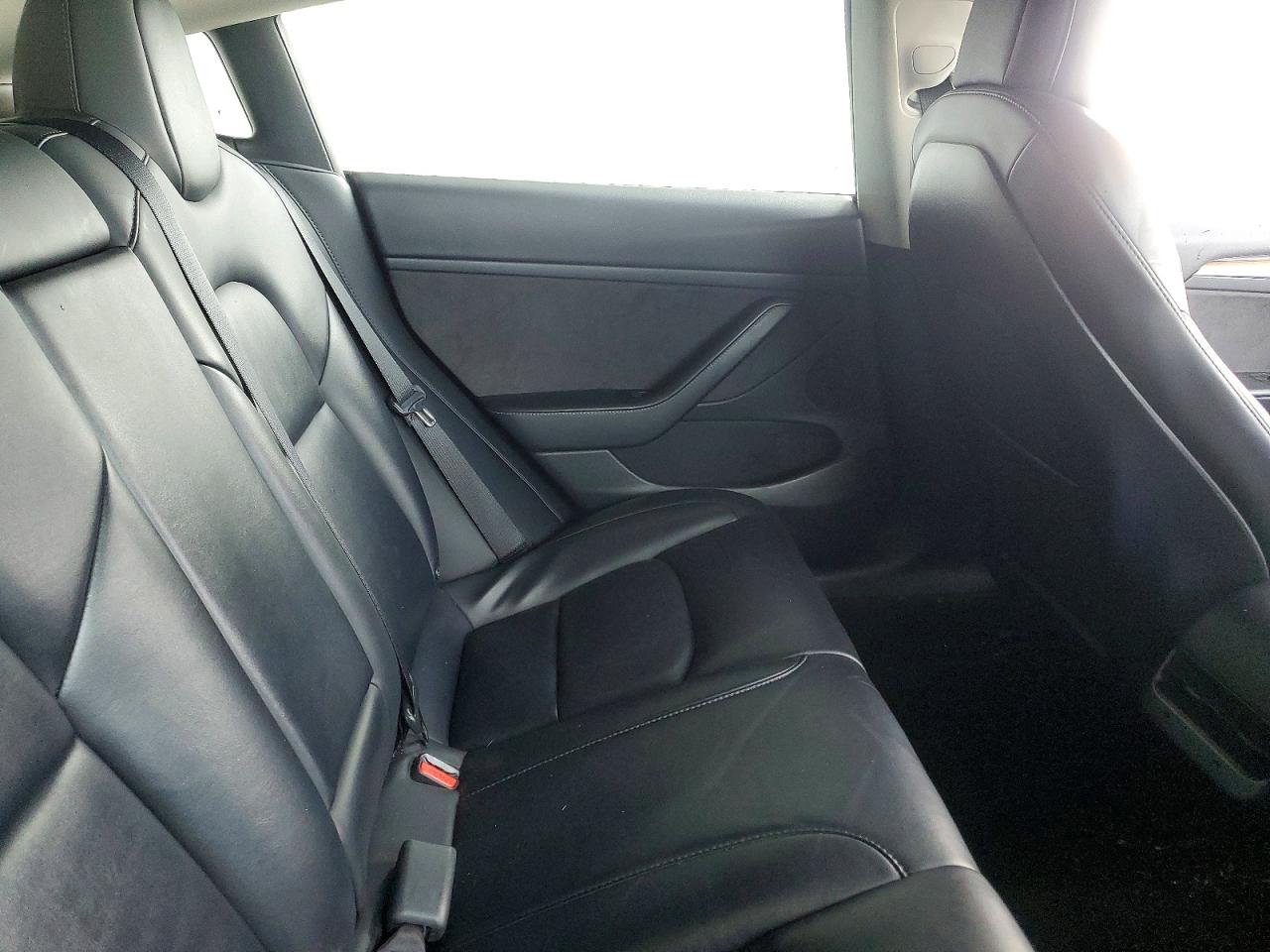 2022 TESLA MODEL 3 photo 10
