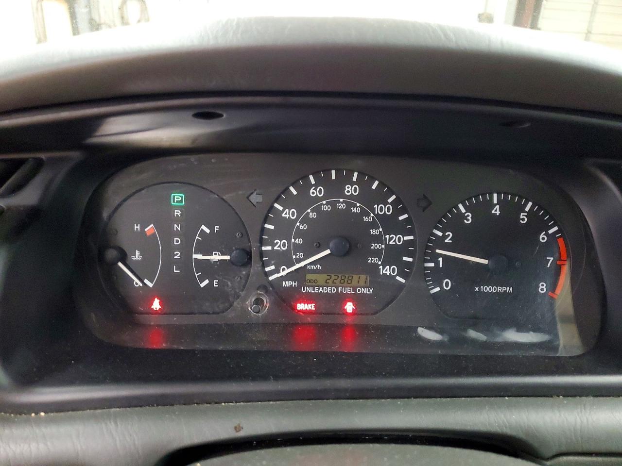 1997 TOYOTA CAMRY LE photo 17