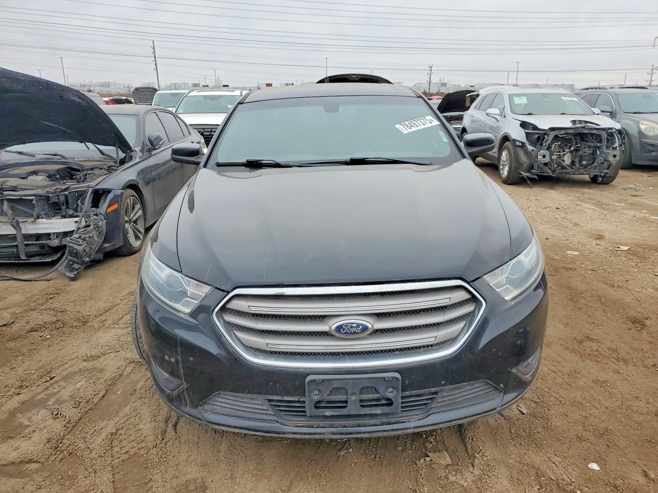 2014 FORD TAURUS SEL photo 9