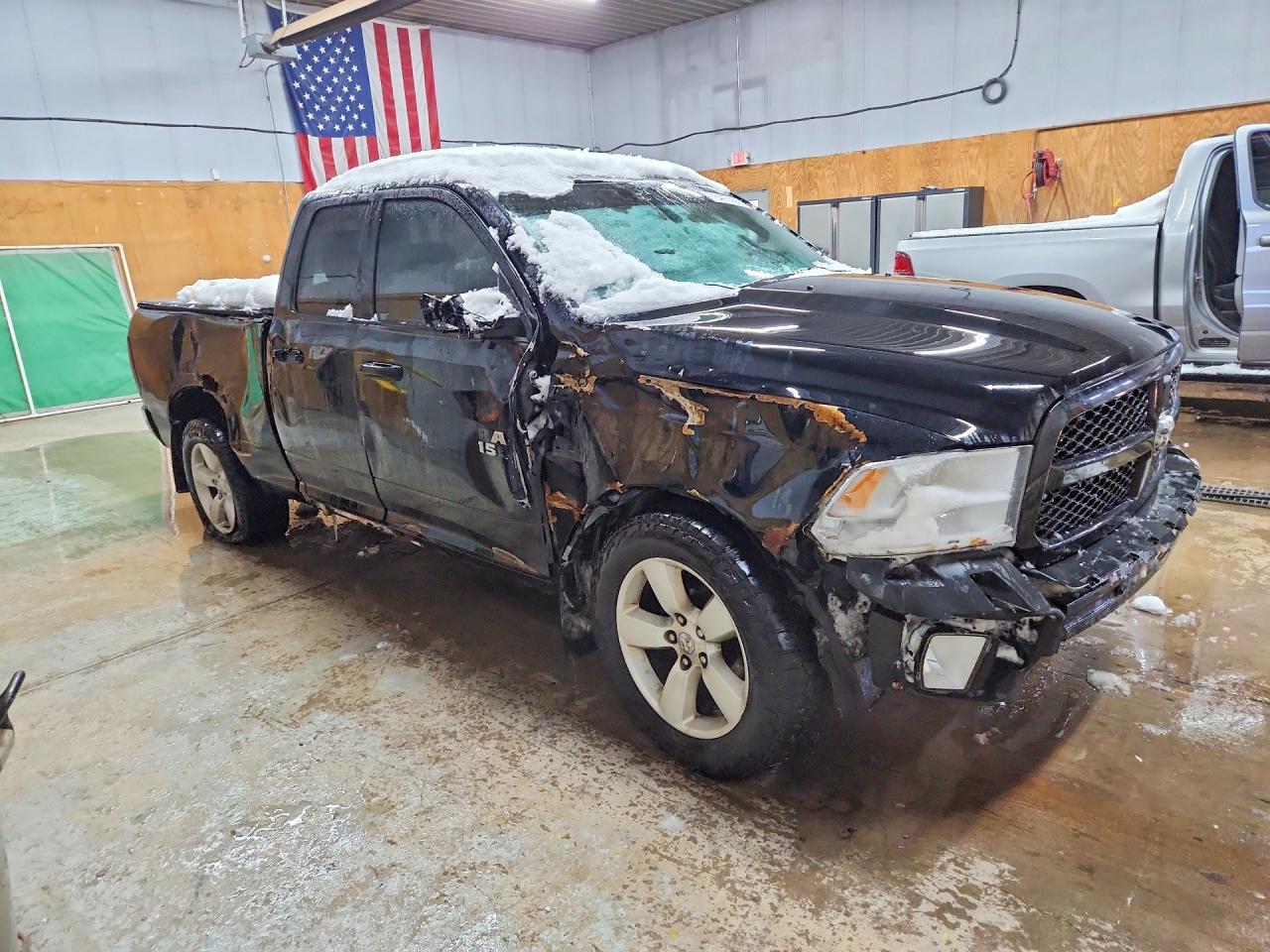 2013 RAM 1500 ST photo 4