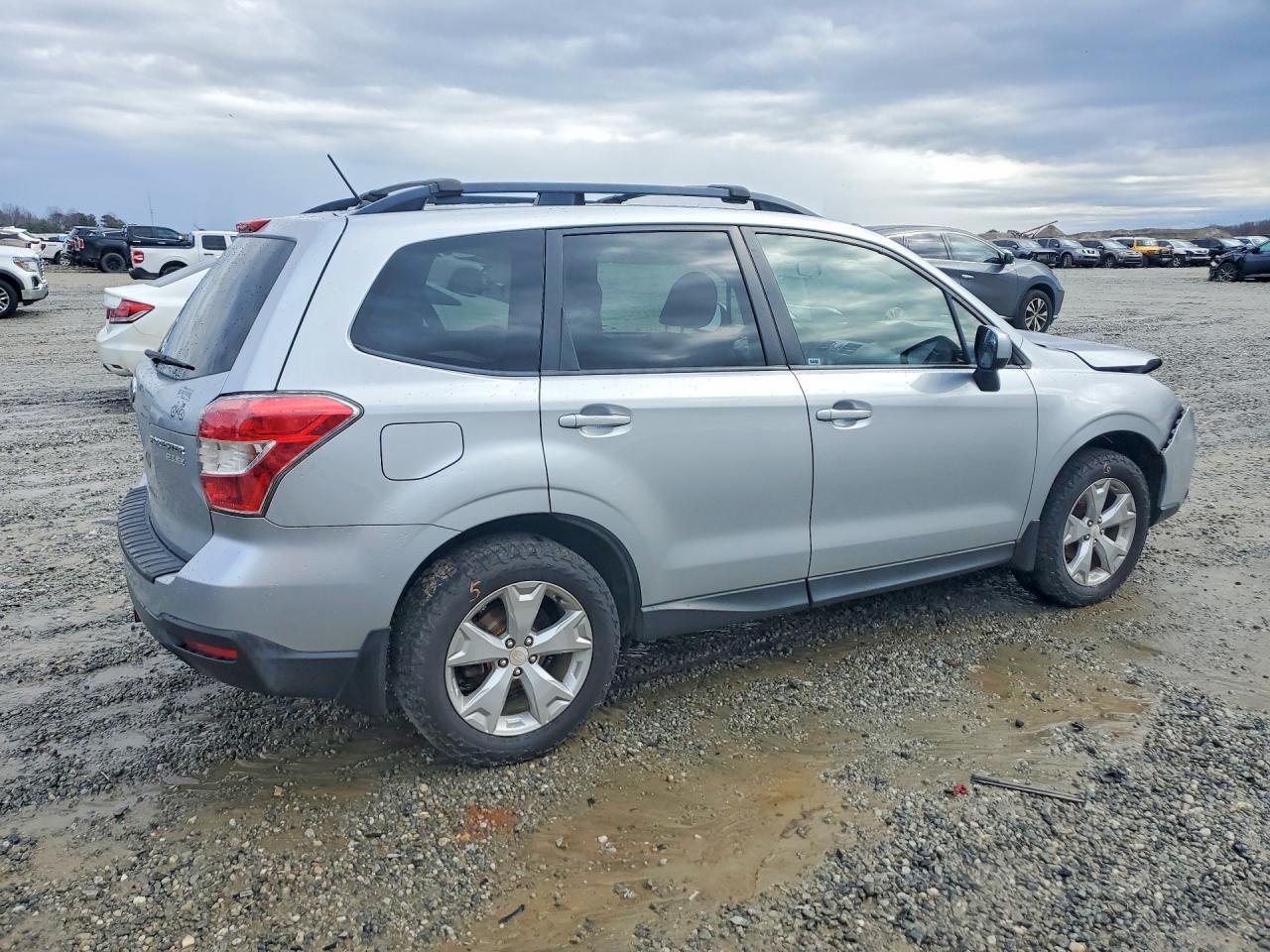 2015 SUBARU FORESTER 2.5I PREMIUM photo 3
