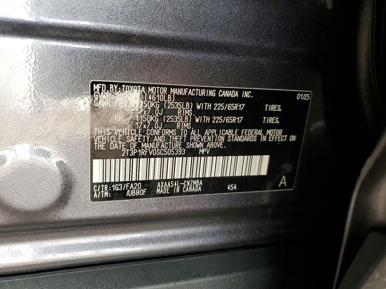 2025 TOYOTA RAV4 XLE photo 13