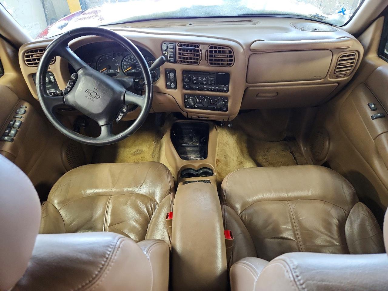 2001 CHEVROLET BLAZER photo 8
