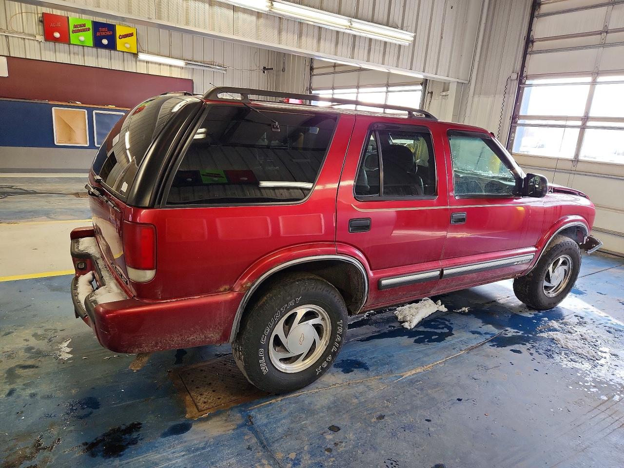 2001 CHEVROLET BLAZER photo 3