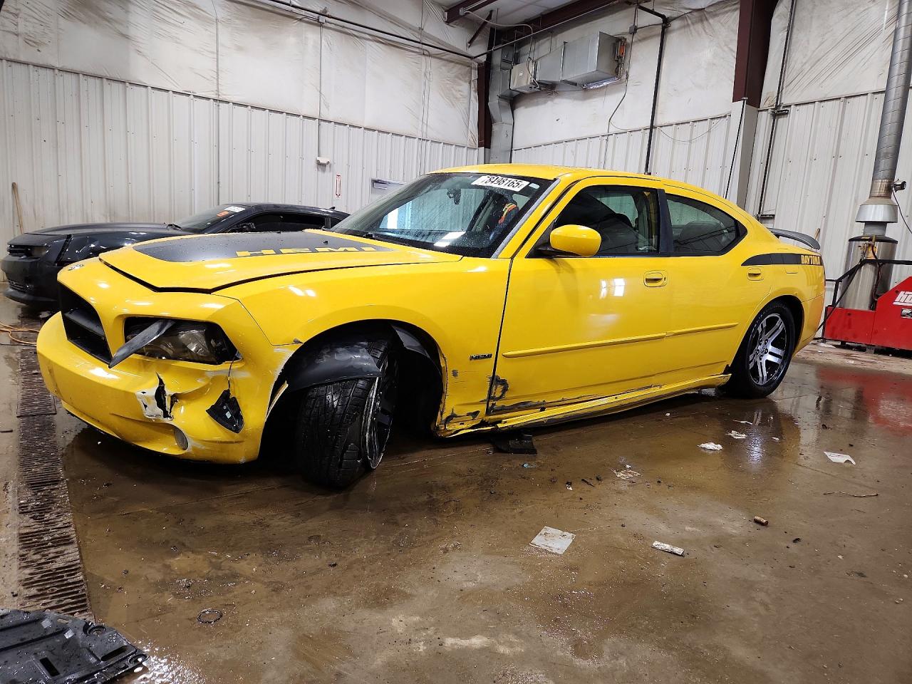 2006 DODGE CHARGER R photo 2